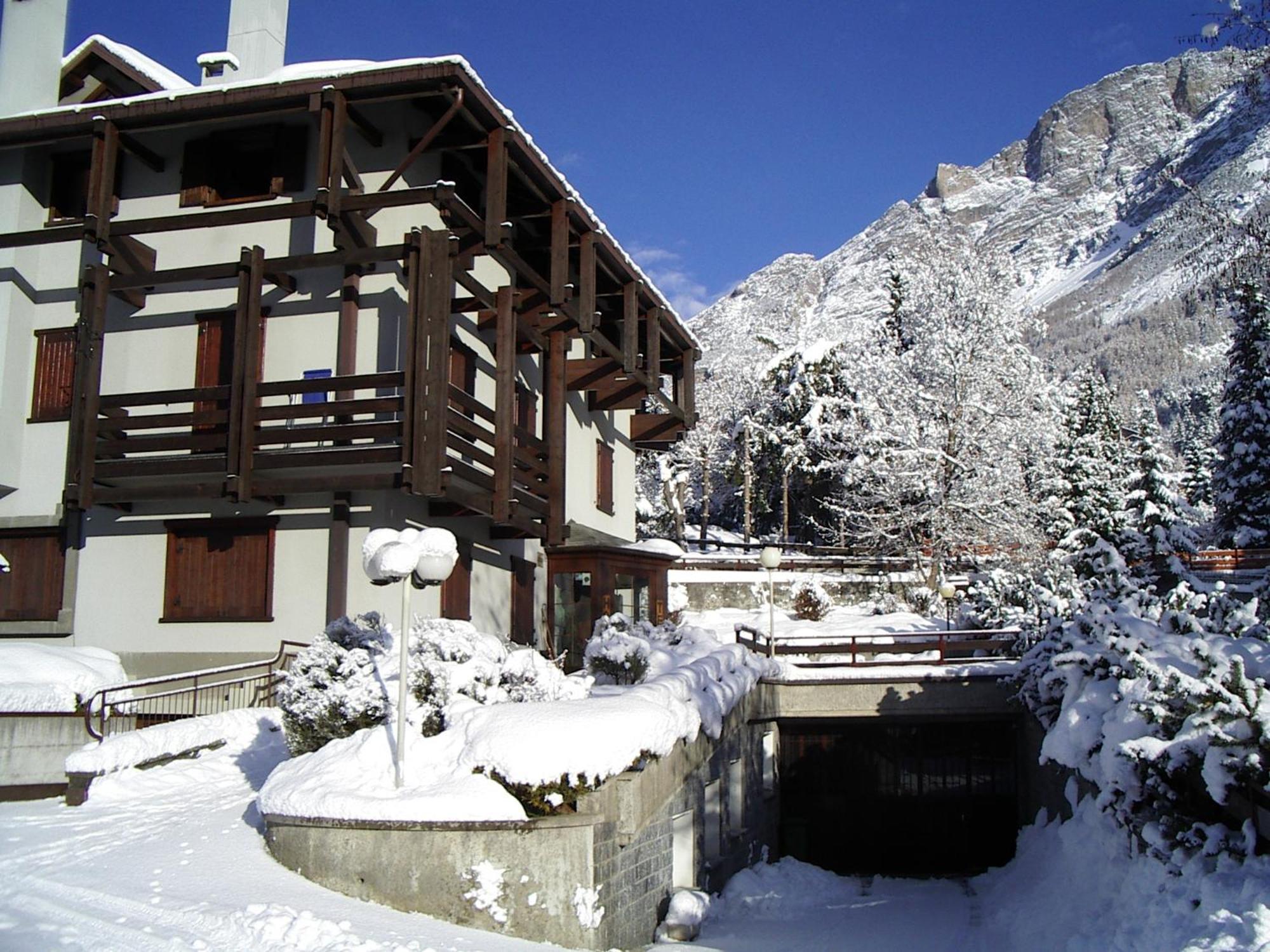 Hotel Terme Bormio Esterno foto
